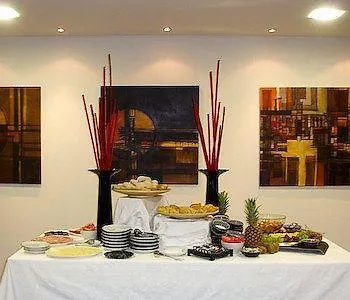 Park & Hotell 3*